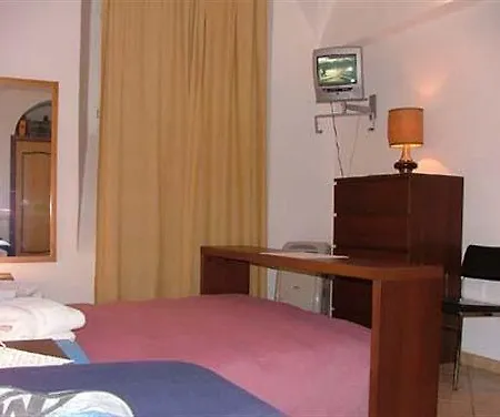 Gabriele E Francesca Hotel 3*